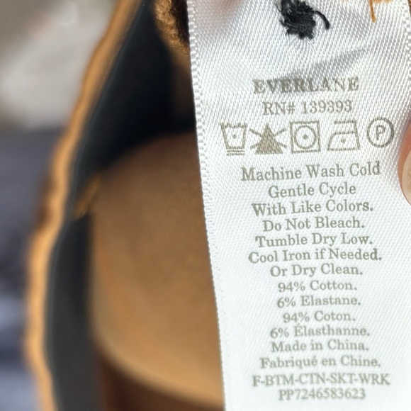 NWOT Everlane Caramel Side Zip Tan Stretch Skirt 16 - Picture 2 of 2